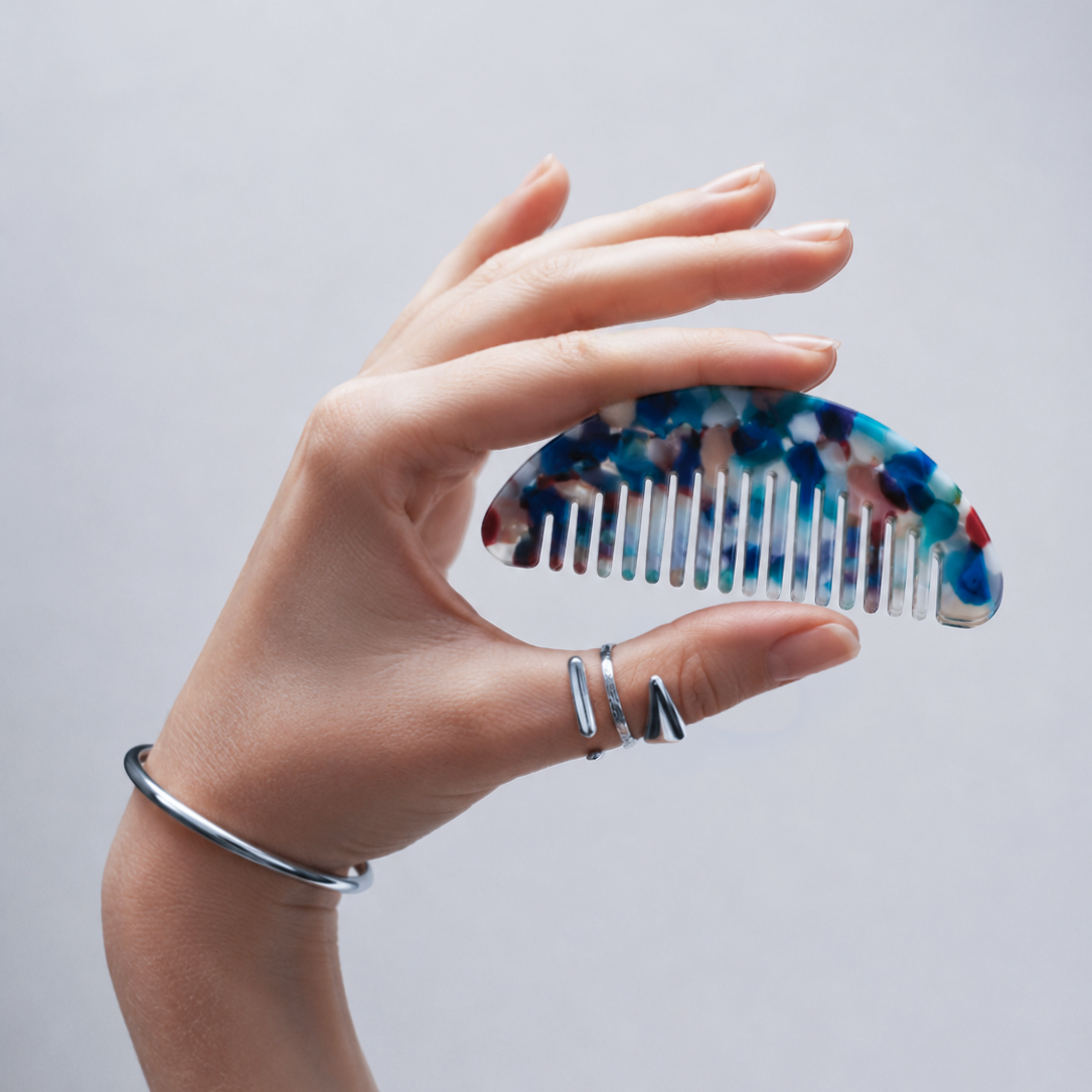 Pocket Comb – The Chroma